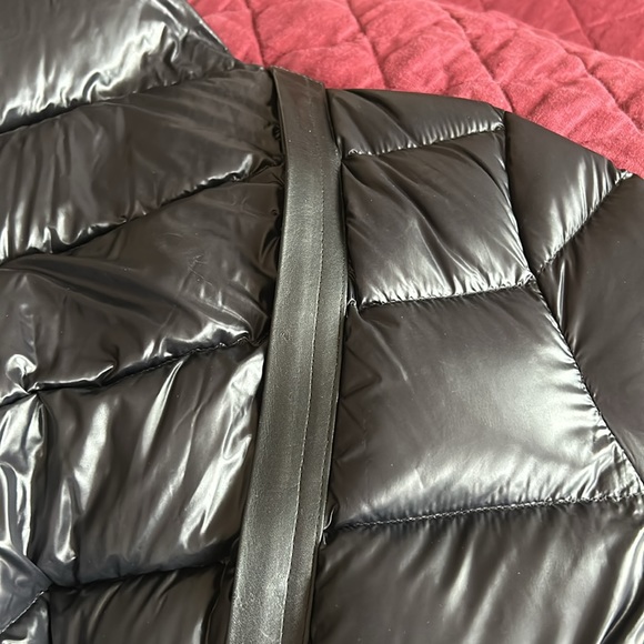 Mackage down puffer coat in like new condition chic warm light Montreal’s best - Picture 10 of 16
